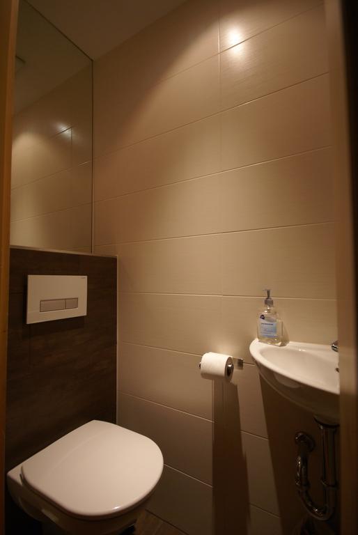 Apart Via Claudia Augusta Apartment Ried im Oberinntal Bagian luar foto